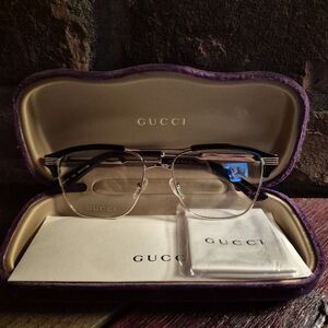 Gucci Silver and Black Eyewear